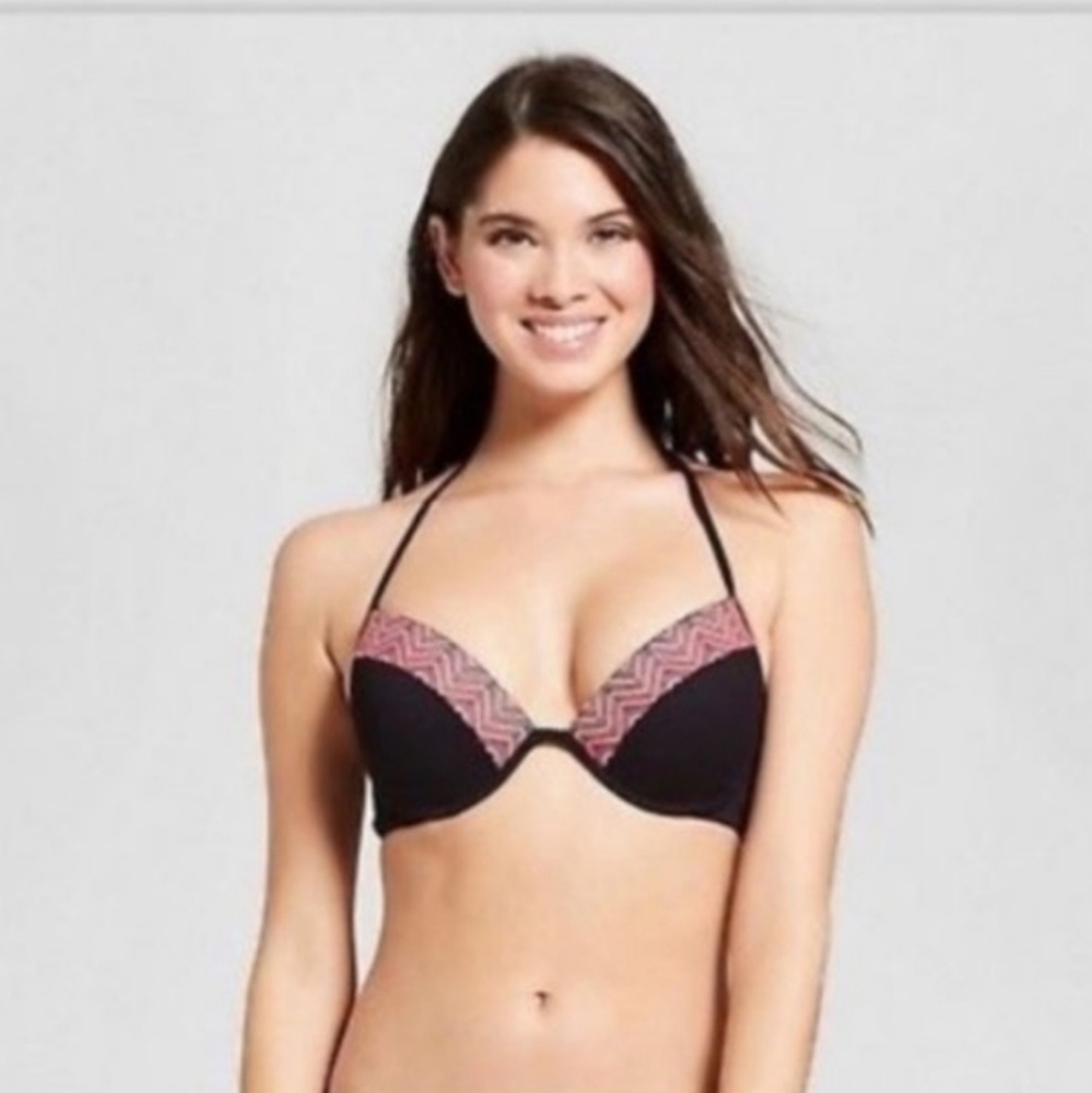 NWOT Shade & Shore Bikini Top